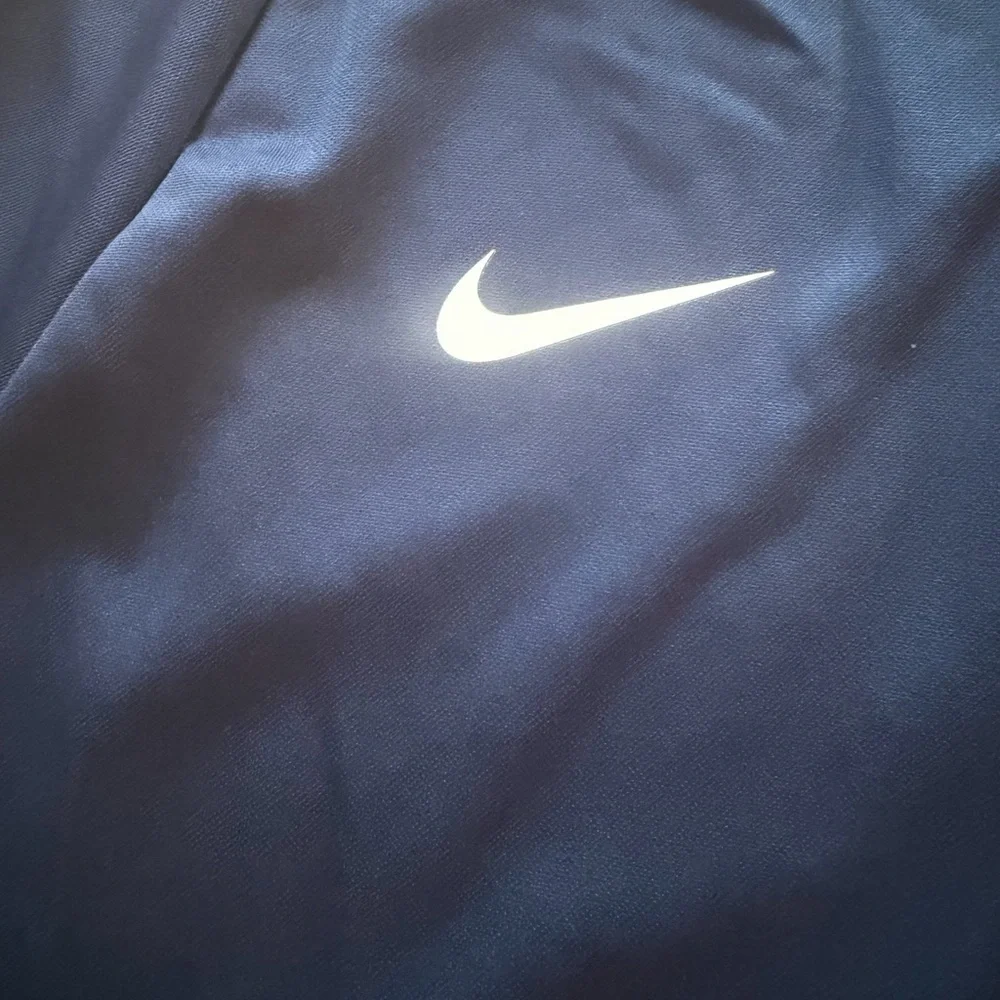 NWT Nike Team Issued Womens Long Sleeve Full Zip Jacket Black CI6432-421